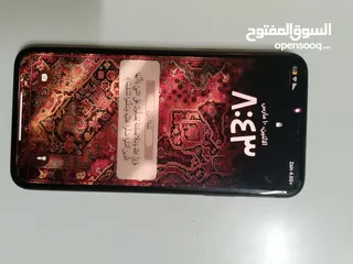  1 ايفون 11برو ماكس ذاكره 512 بس بطايرته 75