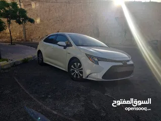  5 تويوتا كورولا هايبرد ليثيوم للبيع