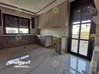  15 شقة دوبلكس ثالث مع روف جديد لم يسكن في أرقى واجمل مناطق خلدا
