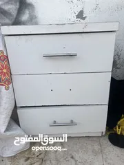  1 تختين للبيع +كوميدينه