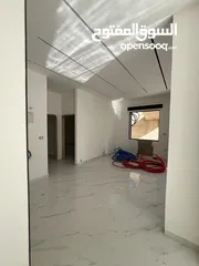  1 ثالث مع روف قرب دوار المرزق مرج الحمام تشطيب فندقي