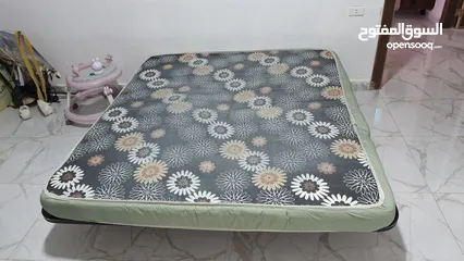  2 تخت حديد  زومرك +فرشه