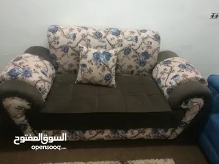  3 كورنر تفصيل للبيع ،، وضعه ممتاز ولا يوجد فيه أي عيوب