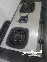  5 Rinnai gas stove with gas cylinder