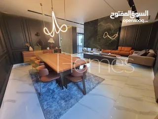  3 فيلا مفروشة مع مسبح للبيع في طريق المطار مساحة بناء 450م