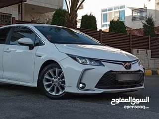  6 تويوتا كورولا 2022 للبيع