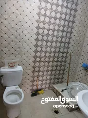  12 شقة للبيع(المرقب)