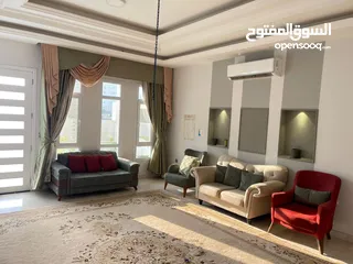  4 6 Bedrooms Furnished Villa for Sale in Al Hail REF:1035AR