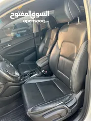  13 هونداي توسان/2017  فل بدون فتحة سقف 4x4