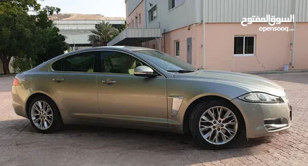  5 Jaguar XF 2012