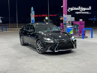  1 لكزس GS 350 F قمة فالنظافة