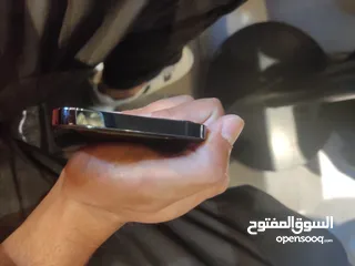  2 آيفون 12 برو بحالة الوكالة