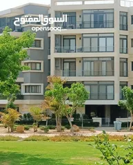  6 شقة مميزة بفيو خيالي امام المطار مباشرة للبيع بالتقسيط في تاج سيتي القاهرة الجديدة Taj City