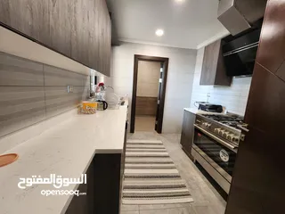  18 طابق اول من ضمن فيلا للإيجار في الصويفية ref : 14249