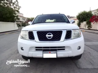  3 NISSAN PATHFINDER FULL OPTION, GOOD CONDITION 7 SEATER