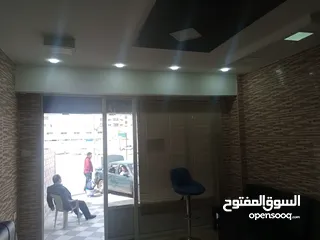  3 مخزن للايجار  تجاري يصلح الى اي  مصلحه تخطر عبالك  البيادر موقع مميز جدا   مساحة المحل7 بعرض 3.5