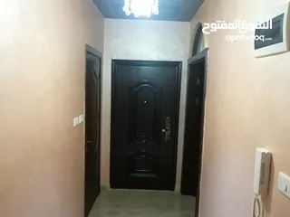  3 شقة جنوبية غربية للبيع شبه جديدة في طبربور -طارق شارع رطب قلبك