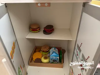  5 مطبخ اطفال خشبي مع لوازمه