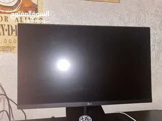  1 شاشه LG 60 هرتز وضوح فائق ، معالج freesync