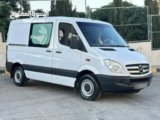  4 باص مرسيدس سبرنتر فان موديل 2011 شصي قصير بحاله ممتازه لون ابيض مميز مش بحاجه لأي نوم من الصيانه