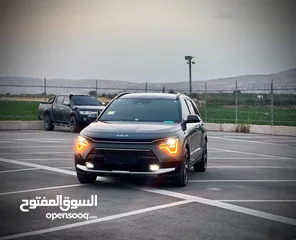  4 كايا نيرو  هايبرد (بنزين+كهرباء ) فل الفل بدون فتحة /2022 يد غيار ماوس