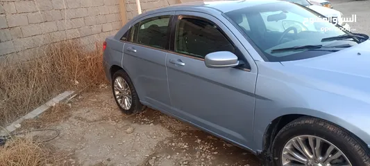  6 كرايسلر c200 للبيع