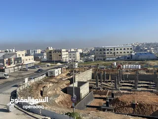  2 مستودعات للايجار بمساحه 400 متر ارتفاع 6 متر  فرصه لشركات التوزيع بسبب الموقع المميز في وسط عمان