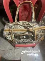  1 شنط يد سفر