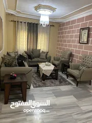  4 شقه فاخره للبيع عمان طبربور