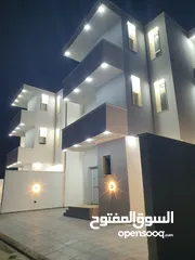  2 شقة جديدة للبيع نص تشطيب حجم كبيرة في مدينة طرابلس منطقة السراج طريق المواشي بعد جامع الصحابة