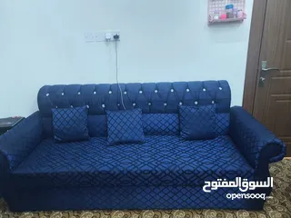  2 Sofa Set...