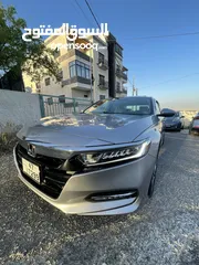  2 Honda accord 2019 silver blue