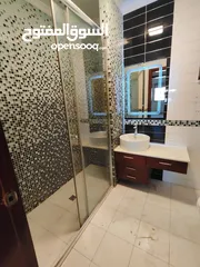  2 شقه فارغه للايجار ضاحيه الامير راشد + 4 نوم + 220 متر + غرفه خادمه+