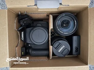  2 كاميرا كانون 750D