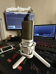  7 جهاز لابتوب hpمع شاشتين 168hz Lenovo مع طاولة gaming+كرسي gaming + اضاءة spotlight + جميع الملحقات