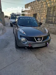  2 Nissan Juke 2011