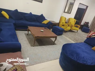  14 شقة مفروشة للايجار مخصصة للايجارالاسبوعي الجاردنز موقع حيوي قرب كافة الخدمات طابق شبه ارضي مع حديقة