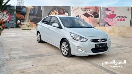  10 هيونداي اكسنت (((1.6))).              اوتوماتيك