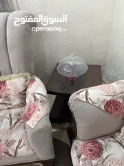  2 طقم بحاله جيده جدا تفصيل خشب تقيل خشب زان