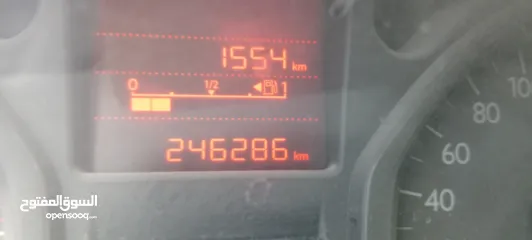  11 للبيع بسعر مغري جدا جدا  ستروين اليزية يد اولى المالك الاول بالرخصه  لون اسود دهان شركه خدوش عادية ب