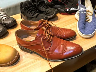  4 شوزات الواحد