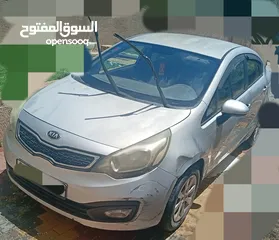  2 كيا ريو مستعمل  2014 بحاله جيده