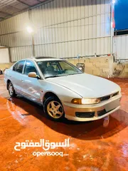  4 ميتشوبيشي 99.مع فتحه .دفعه وشكات ماتور 2000 بنزين