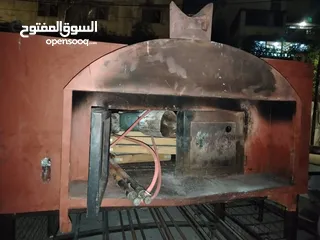  4 فرن حجر معزوول