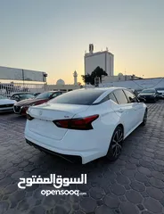  9 Nissan Altima SR Model 2019 White