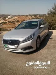  4 سيارات و باصات للتوصيل و الاستقبال من عمان للمطار و بالعكس شركة سياحة مرخصة