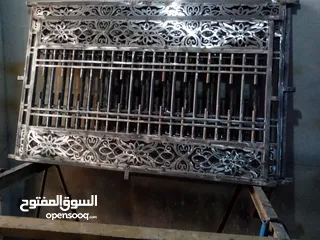  26 تفصيل تركيب حمايات ابواب شبابيك حداده مضلات دربزين ابواب سحاب برجولا مصاعد حداد حدادة درج سدد كرميد