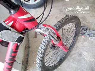  9 بسكليت اوروبي حالة ممتازة جداً سعر قابل للتفاوض شئ بصيت