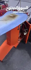  2 عده محل دراي كلين ملابس بحاله ممتازه وعلى الفحص.