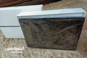  2 ايباد 8 وكاله بحالة الجديد
